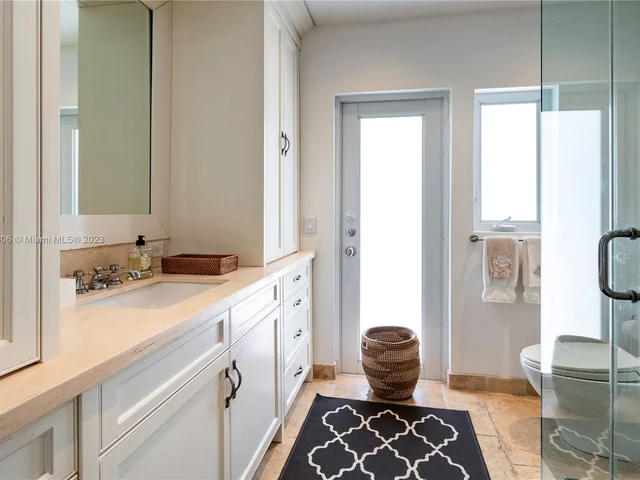 640 Solano Prado, Coral Gables FL 33156