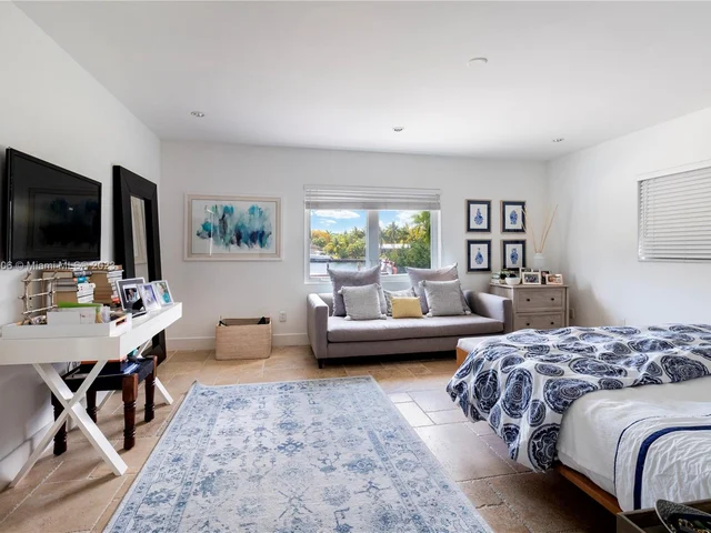 640 Solano Prado, Coral Gables FL 33156