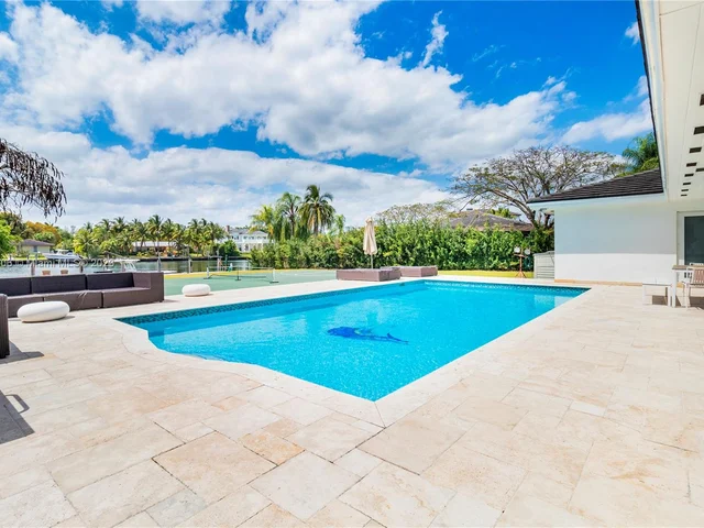 640 Solano Prado, Coral Gables FL 33156