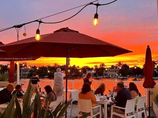 5600 Collins Ave # 11R, Miami Beach FL 33140