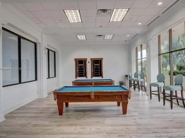 5600 Collins Ave # 11R, Miami Beach FL 33140