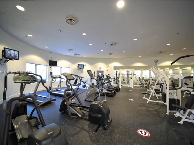 5600 Collins Ave # 11R, Miami Beach FL 33140