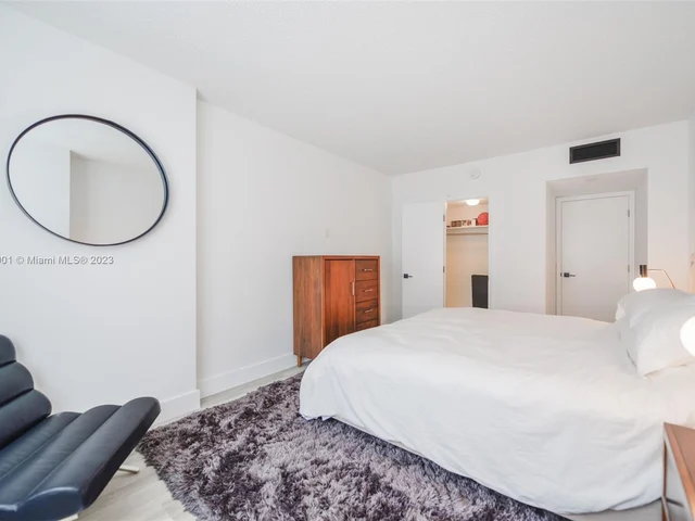 1985 S Ocean Dr # 15E, Hallandale Beach FL 33009