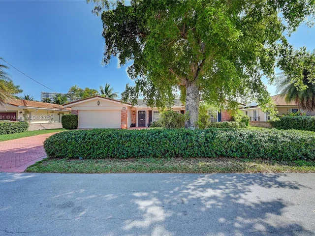 3218 NE 38th St, Fort Lauderdale FL 33308