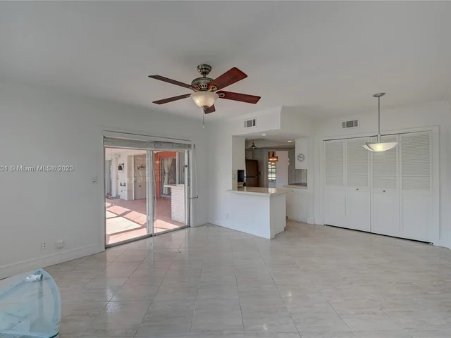 3218 NE 38th St, Fort Lauderdale FL 33308