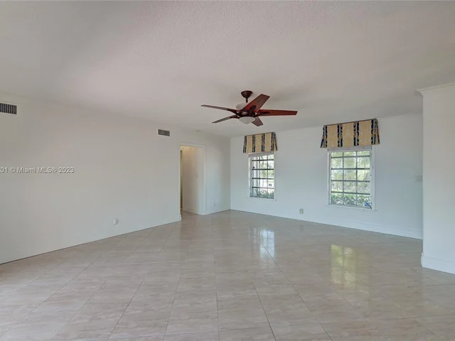 3218 NE 38th St, Fort Lauderdale FL 33308