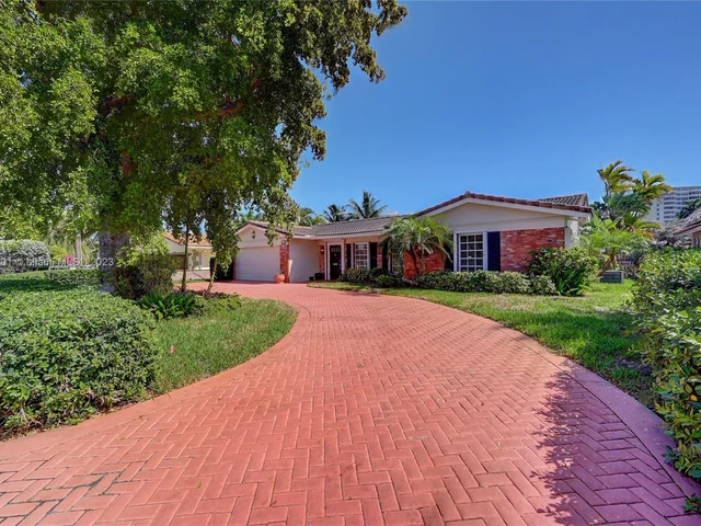 3218 NE 38th St, Fort Lauderdale FL 33308