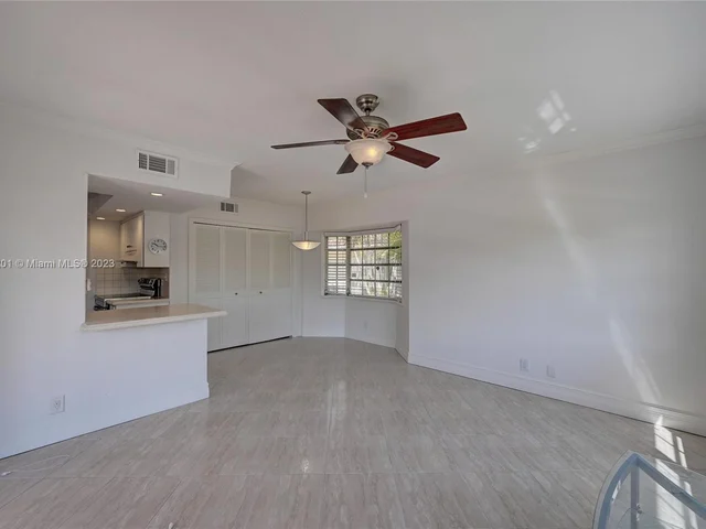 3218 NE 38th St, Fort Lauderdale FL 33308