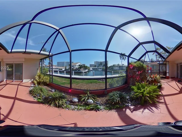 3218 NE 38th St, Fort Lauderdale FL 33308