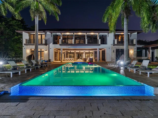 5745 SW 94th St, Pinecrest FL 33156