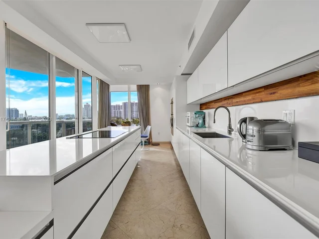 18911 Collins Ave # 705, Sunny Isles Beach FL 33160