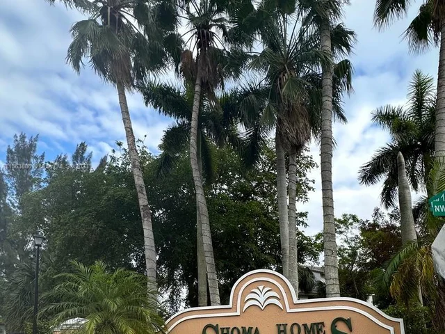 7200 NW 177th St # 7, Hialeah FL 33015