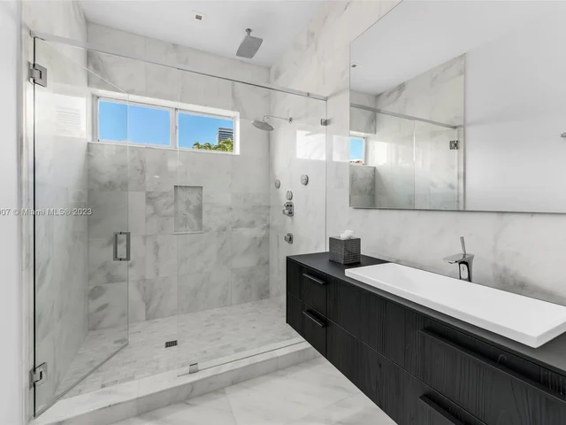 675 Golden Beach Dr, Golden Beach FL 33160