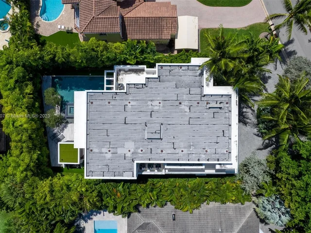 675 Golden Beach Dr, Golden Beach FL 33160