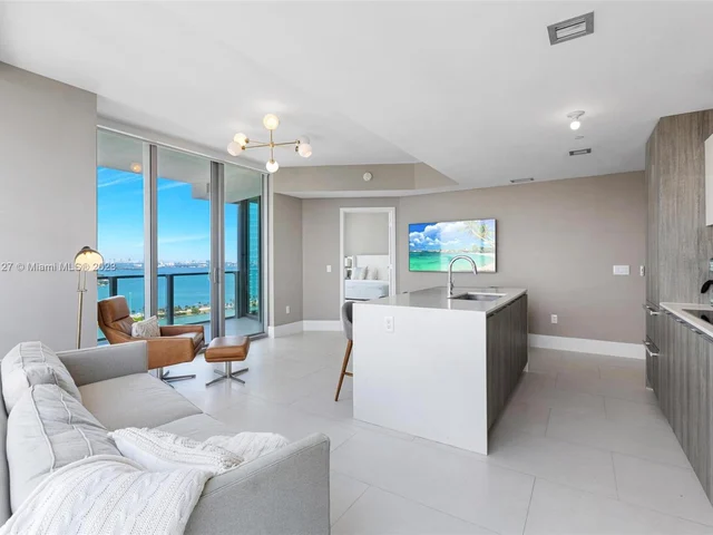 2900 NE 7th Ave # 3001, Miami FL 33137