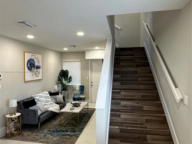 726 NW 2nd Ave # 0, Fort Lauderdale FL 33311