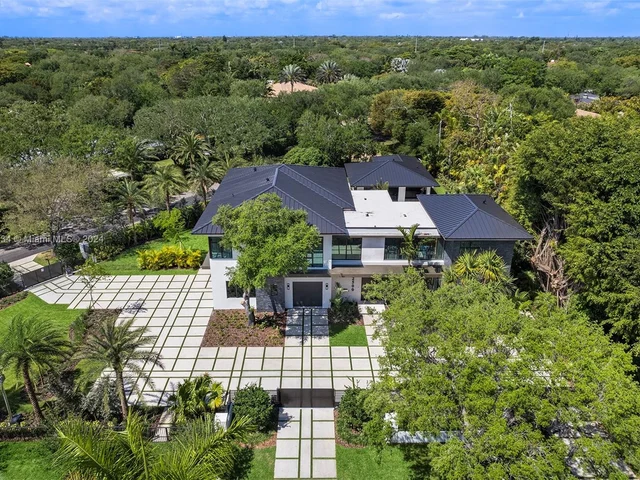 12500 SW 64th Ave, Pinecrest FL 33156