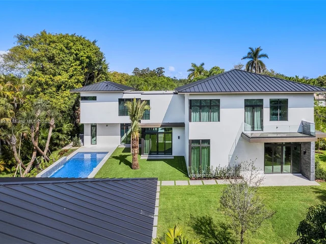 12500 SW 64th Ave, Pinecrest FL 33156