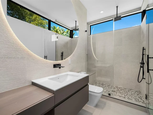 12500 SW 64th Ave, Pinecrest FL 33156