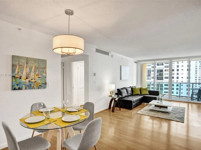 2501 S Ocean Dr, Hollywood FL 33019