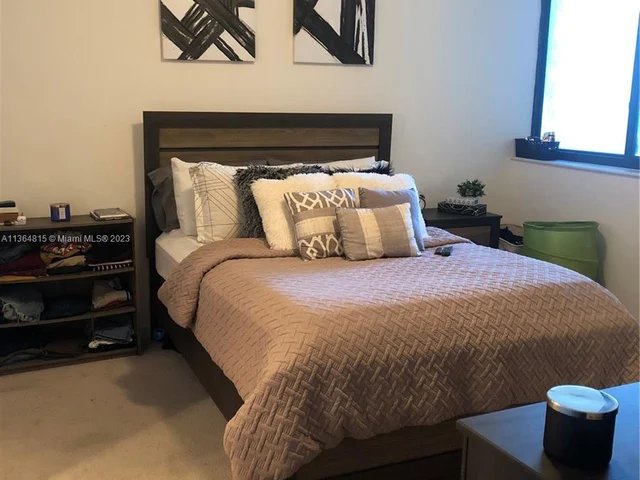 999 SW 1st Ave # 2801, Miami FL 33130