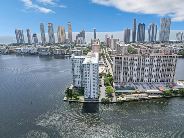 301 174th St # 401, Sunny Isles Beach FL 33160