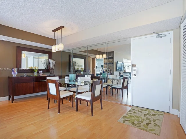 301 174th St # 401, Sunny Isles Beach FL 33160