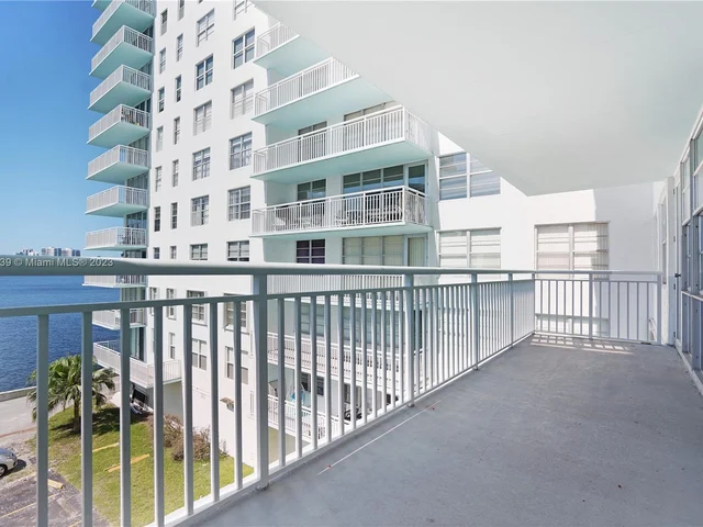 301 174th St # 401, Sunny Isles Beach FL 33160