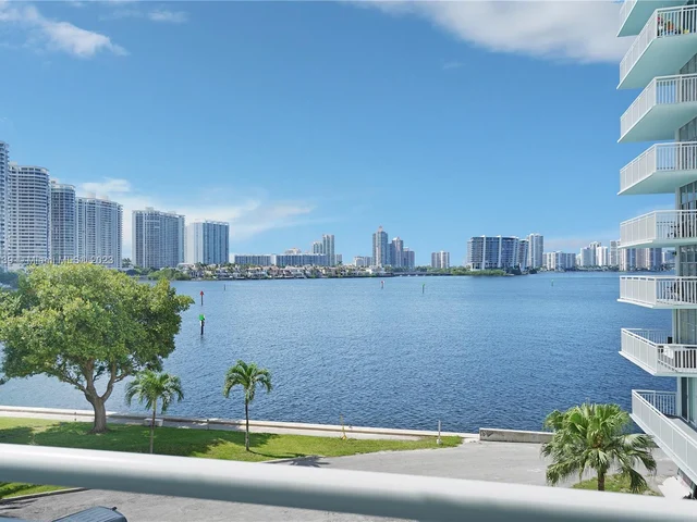 301 174th St # 401, Sunny Isles Beach FL 33160