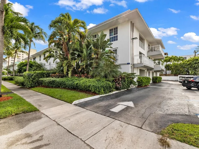 290 Sunrise Dr # L, Key Biscayne FL 33149
