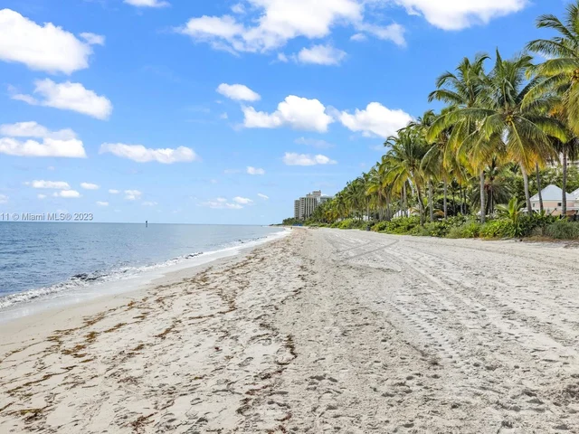 290 Sunrise Dr # L, Key Biscayne FL 33149