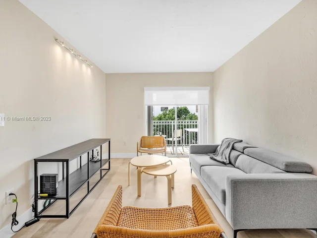 290 Sunrise Dr # L, Key Biscayne FL 33149