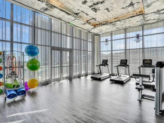 4010 S Ocean Dr # R1108, Hollywood FL 33019