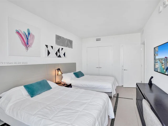 4010 S Ocean Dr # R1108, Hollywood FL 33019