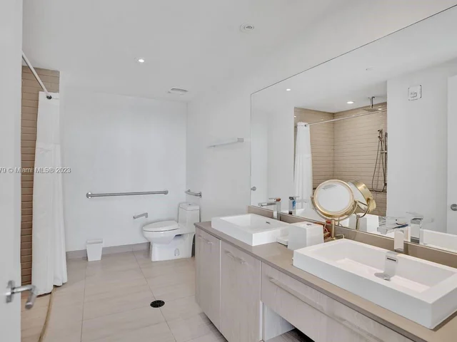 4010 S Ocean Dr # R1108, Hollywood FL 33019