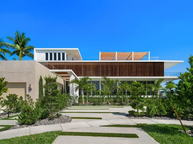 13390 Biscayne Bay Dr, North Miami FL 33181