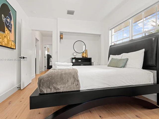 3902 NW 3rd Ave # 3902, Miami FL 33127