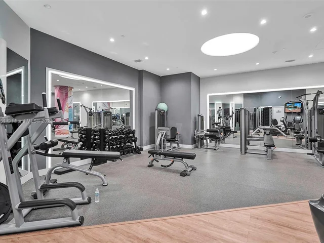 3610 Yacht Club Dr # 1214, Aventura FL 33180