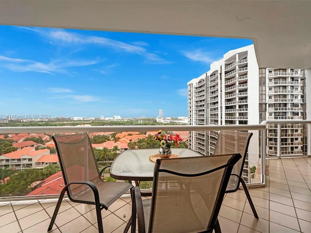 3610 Yacht Club Dr # 1214, Aventura FL 33180