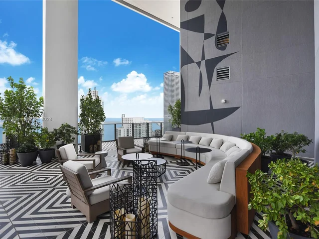 801 S Miami Ave # 5406, Miami FL 33130