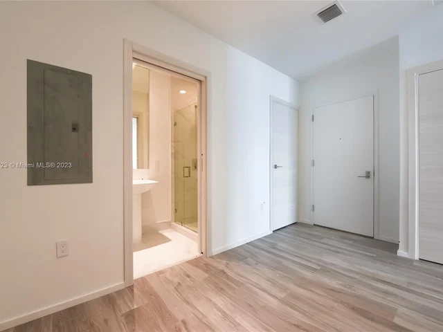 801 S Miami Ave # 5406, Miami FL 33130