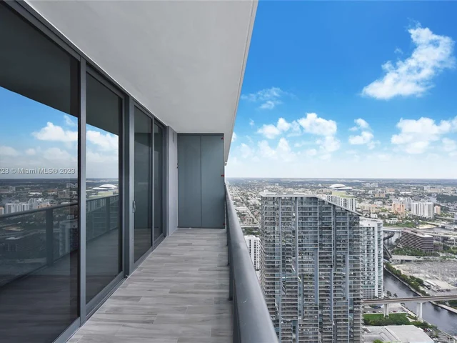 801 S Miami Ave # 5406, Miami FL 33130