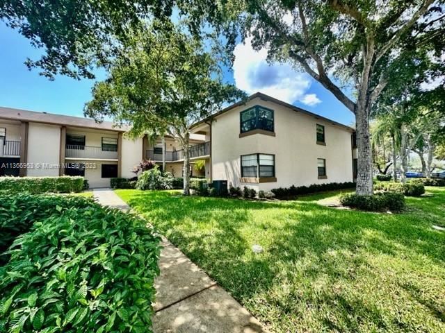 9746 W Mcnab Rd # 212, Tamarac FL 33321