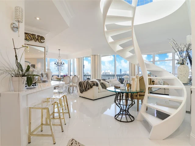 1000 W Island Blvd, Aventura FL 33160