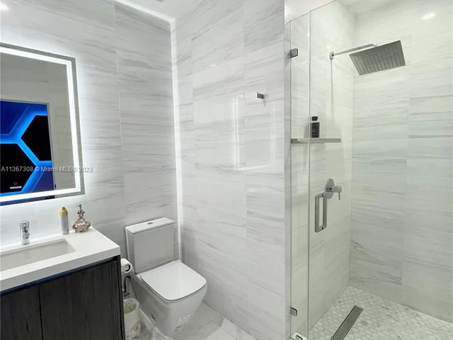 851 NE 1st Ave # 4702, Miami FL 33132