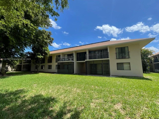 5905 Washington St # 240, Hollywood FL 33023