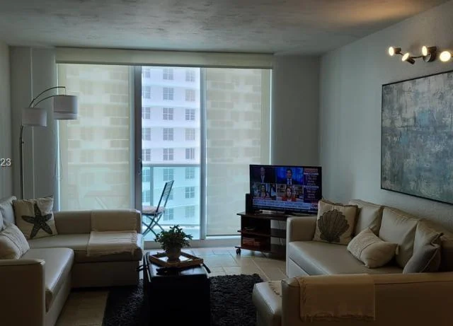 3801 S Ocean Dr # 10B, Hollywood FL 33019