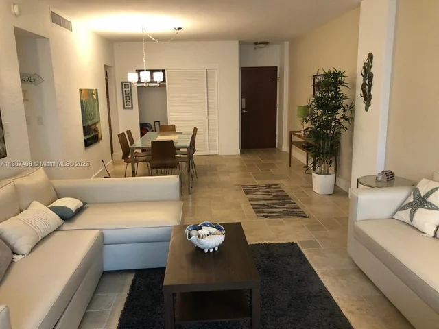 3801 S Ocean Dr # 10B, Hollywood FL 33019