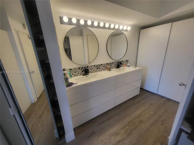 3400 NE 192nd St # 903, Aventura FL 33180