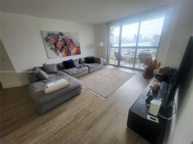 3400 NE 192nd St # 903, Aventura FL 33180